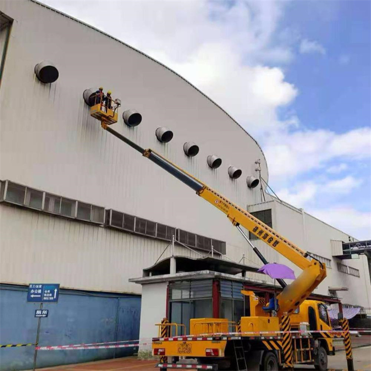 淄博张店高空作业车出租服务：专业广告牌安装解决方案