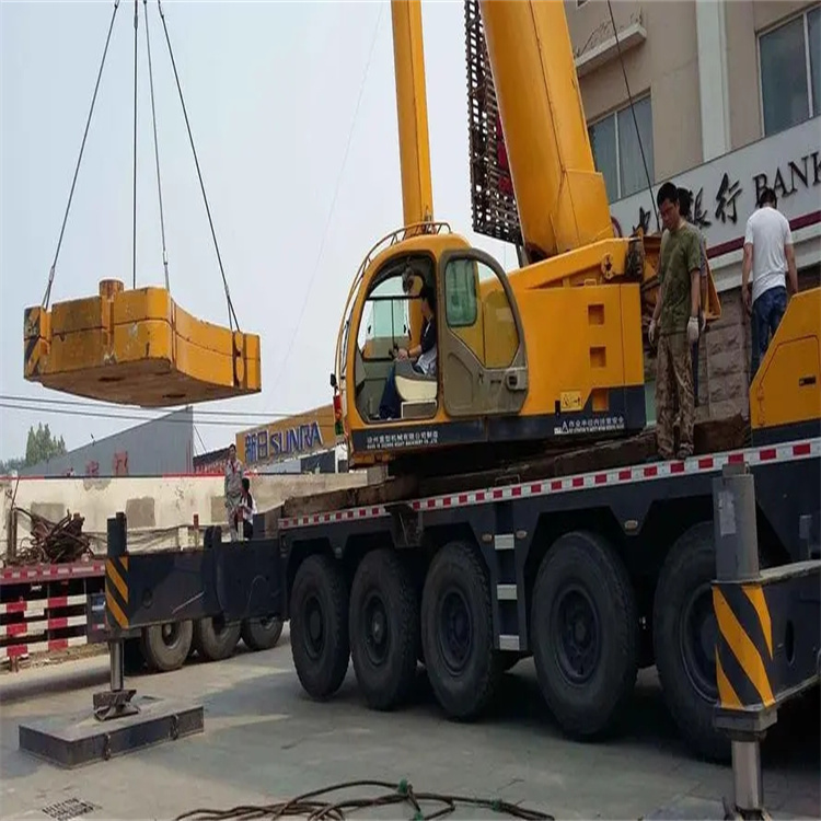 淄博张店当地吊车出租|机器吊装|75吨|工厂搬迁服务