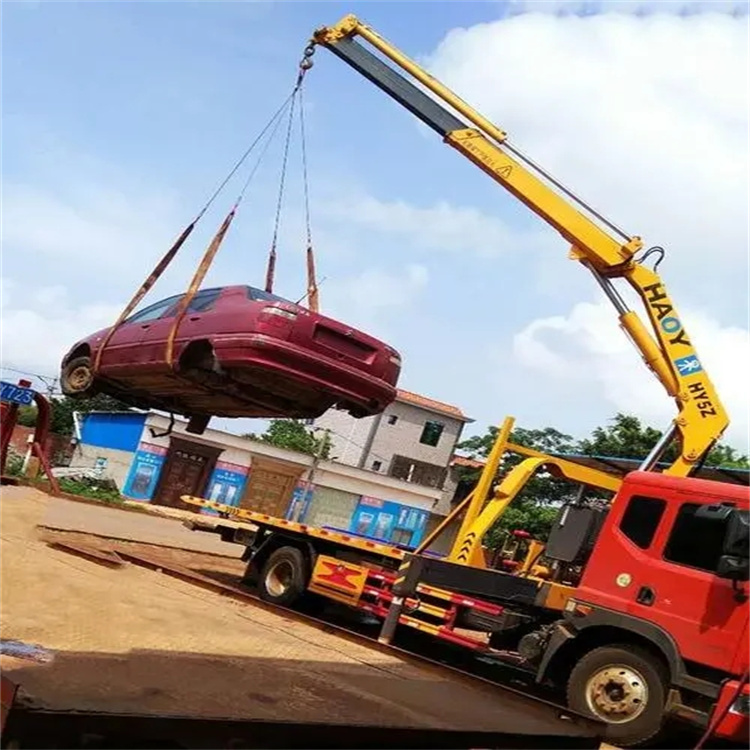 淄博张店吊车吊汽车的正确方法